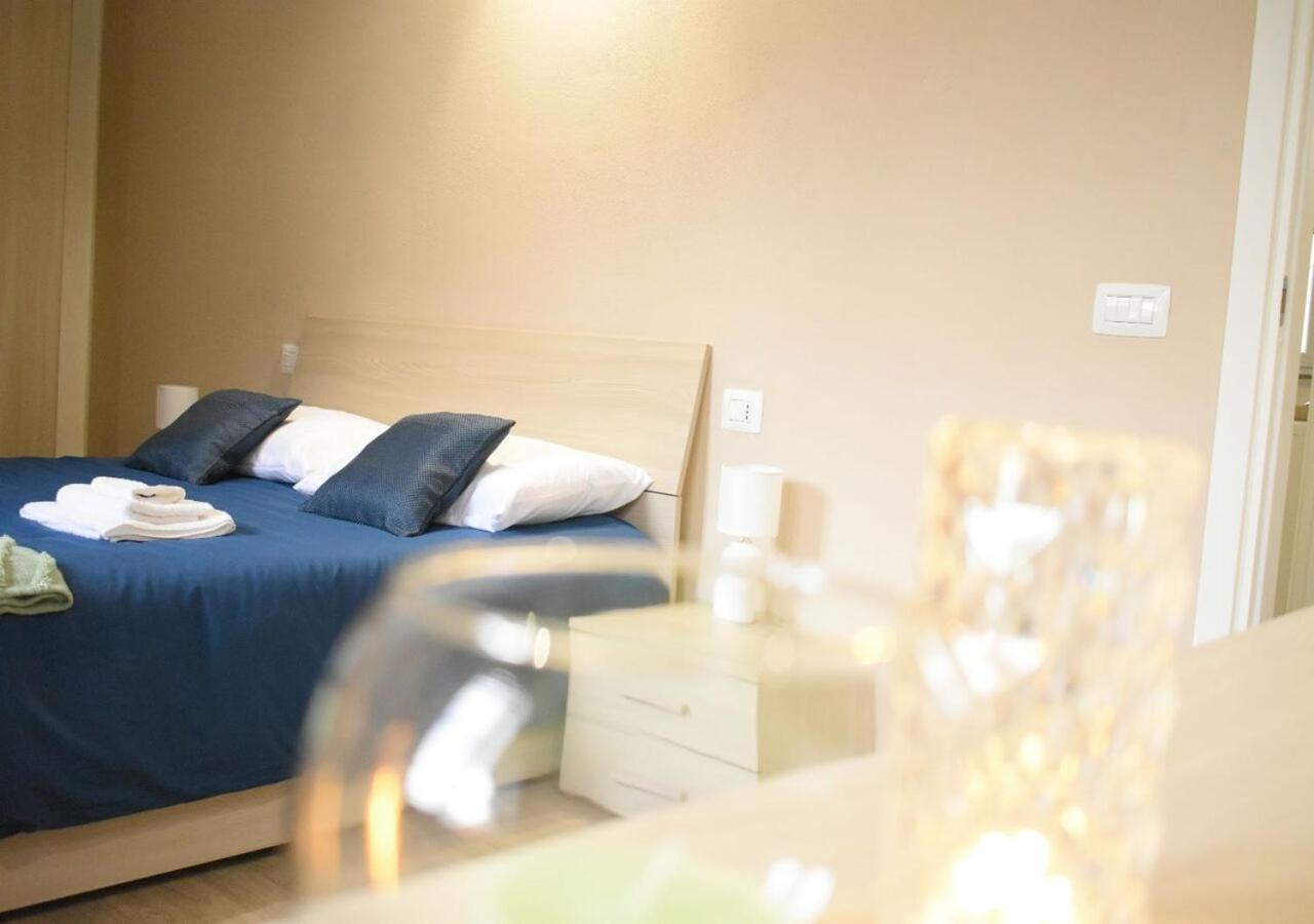 Casa Peschiera-Linate-Milano Apartman Peschiera Borromeo Kültér fotó